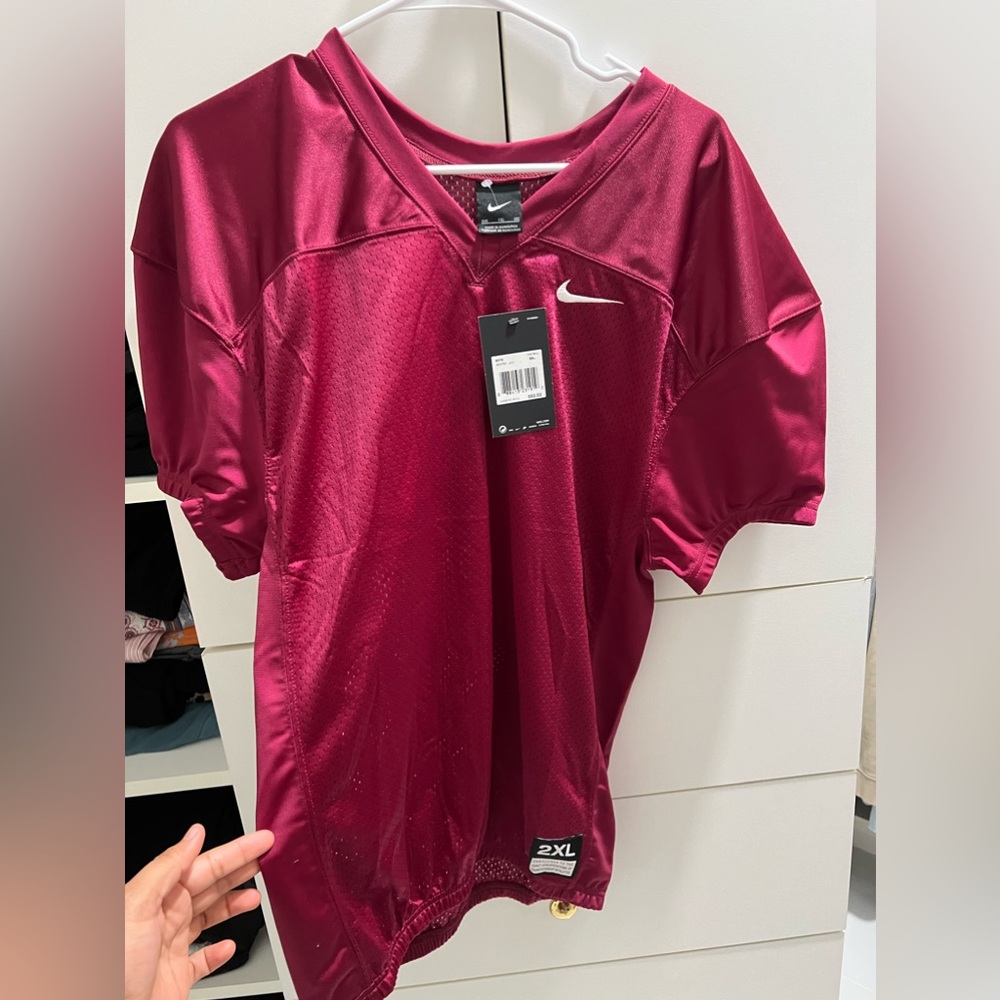 Men Nike jersey